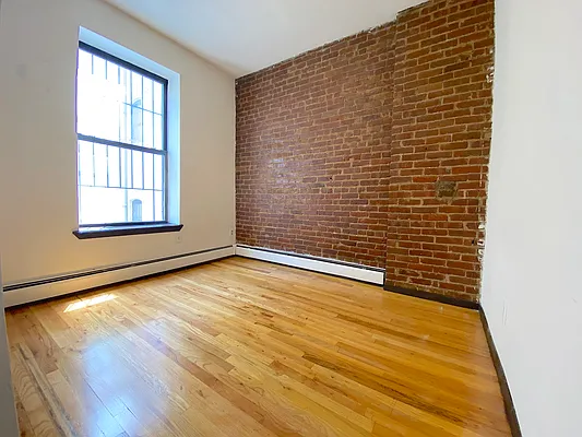 Rented by Keller Williams NYC | media 12