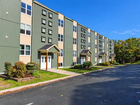 115 Forest Road UNIT 402, St. John's, NL A1A1E8