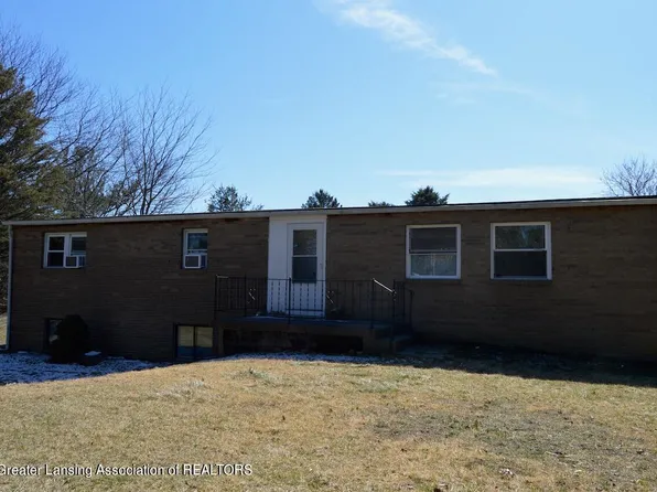 3685 Kinneville Rd, Leslie, MI 49251