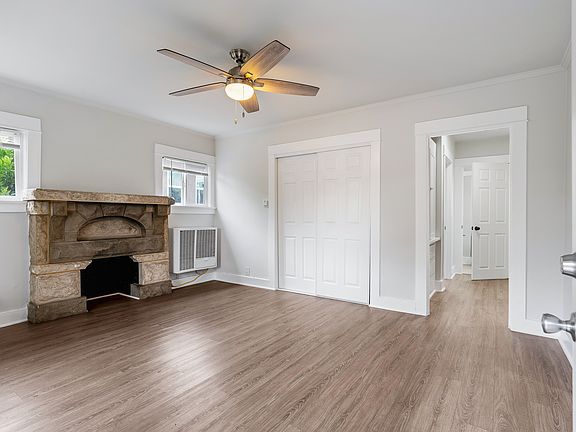 2nd image of 1457 Lake Shore Ave