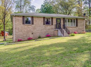 1079 Twin Pine Rd, Dickson, TN 37055