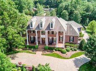 5820 Chaseview Rd, Nashville, TN 37221
