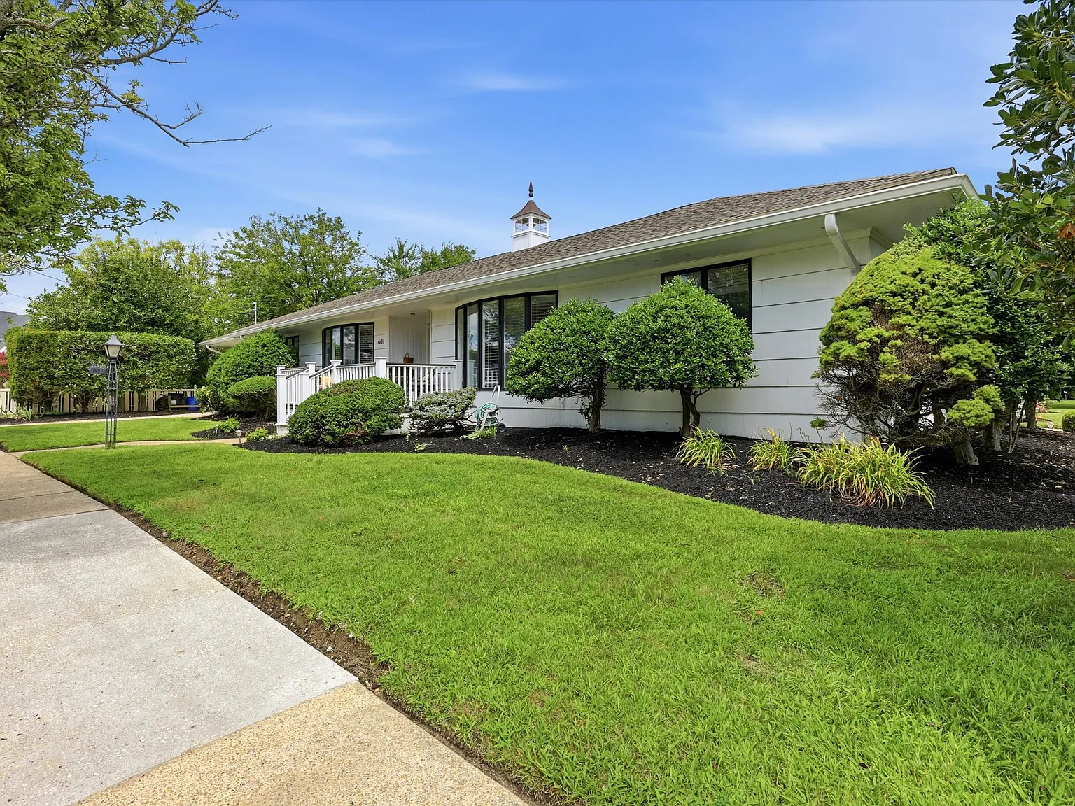 3 bed, 1676 sqft, $2,800 — Photo 3
