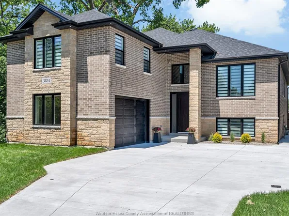 3851 Ronald Ave, Windsor, ON N9G 1N3