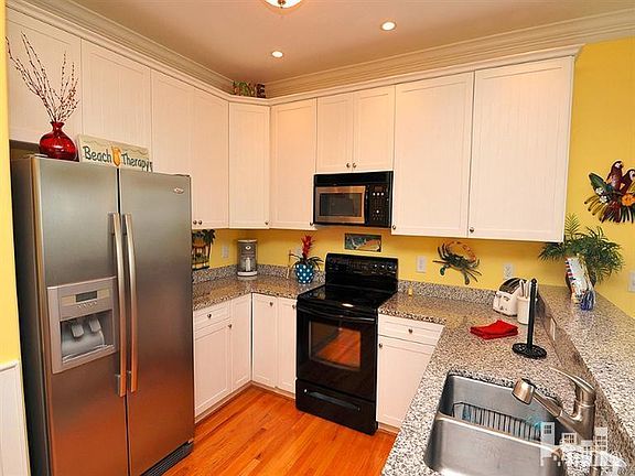 4th image of 1218 S Lake Park Boulevard #1