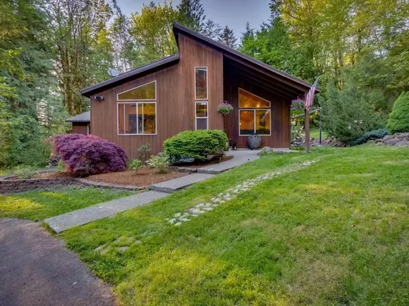 27427 E Salmon River Rd, Welches, OR 97067