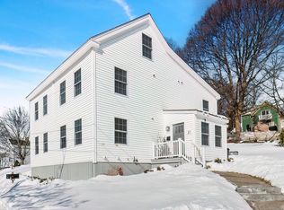 27-29 Lake St, Amesbury, MA 01913