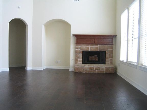 5th image of 6308 Whetstone Dr