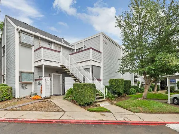 7401 Auburn Oaks Ct APT E, Citrus Heights, CA 95621