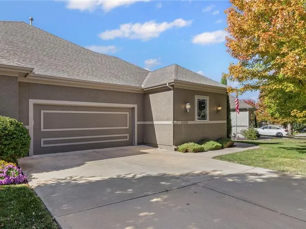 24547 W 110th St, Olathe, KS 66061