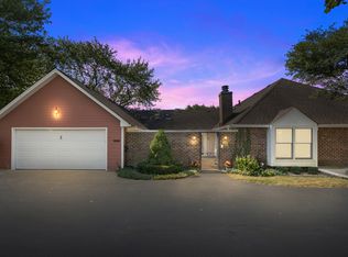 3 Calchester On Auburn, Rolling Meadows, IL 60008