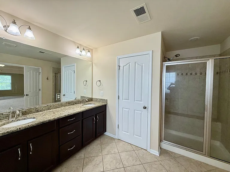 1009 Providence Forest Dr — Photo 27