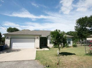 121 W Persimmon Dr, Granite Shoals, TX 78654