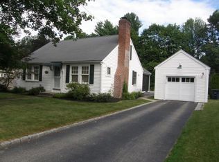 90 Hills Ferry Rd, Nashua, NH 03064