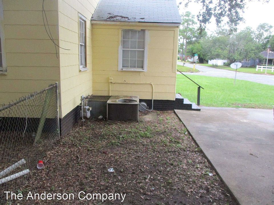 2nd image of 1200 7th Ave