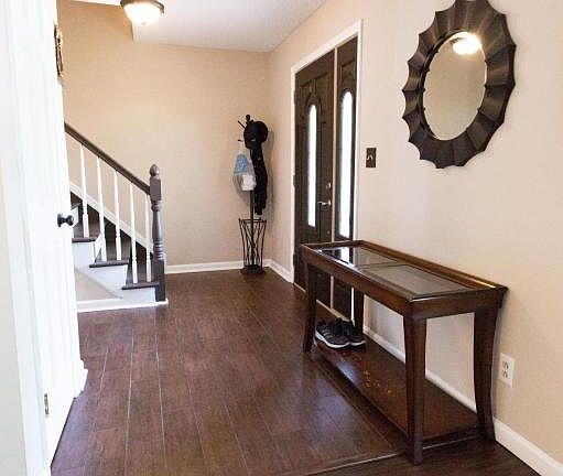 4th image of 8537 Landseer Dr