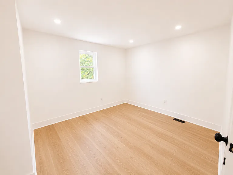 316 S Princeton Ave #316 — Photo 5