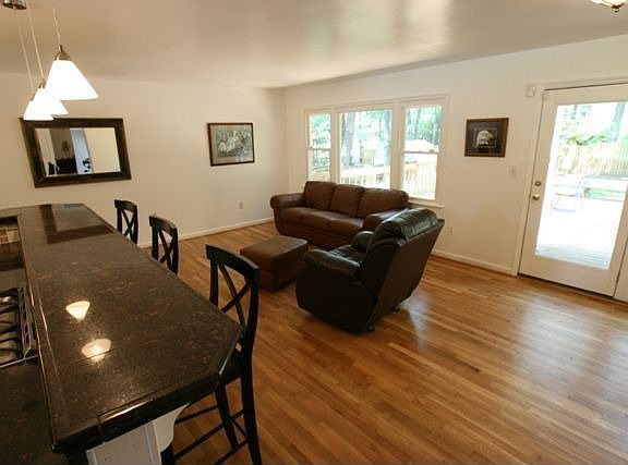 4th image of 7701 Warbler Ln