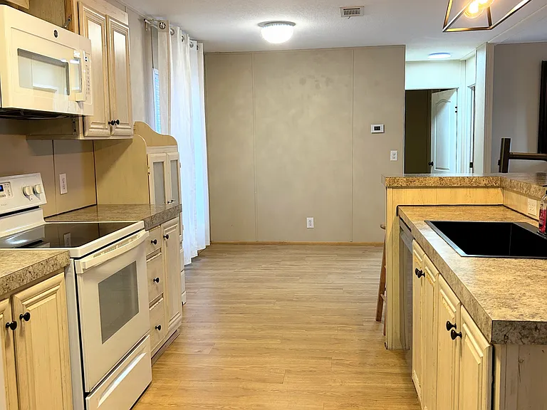 3023 SW 50th St — Photo 18