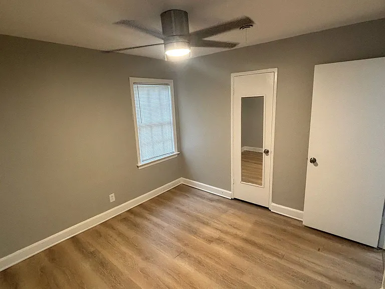 1621 Burdette Dr — Photo 8