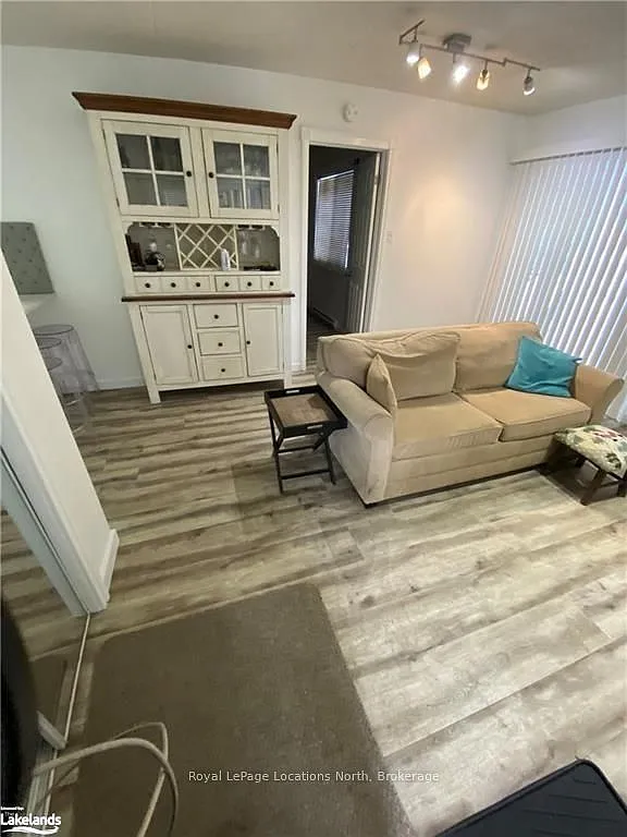 2 bed, $1,975 — Photo 1