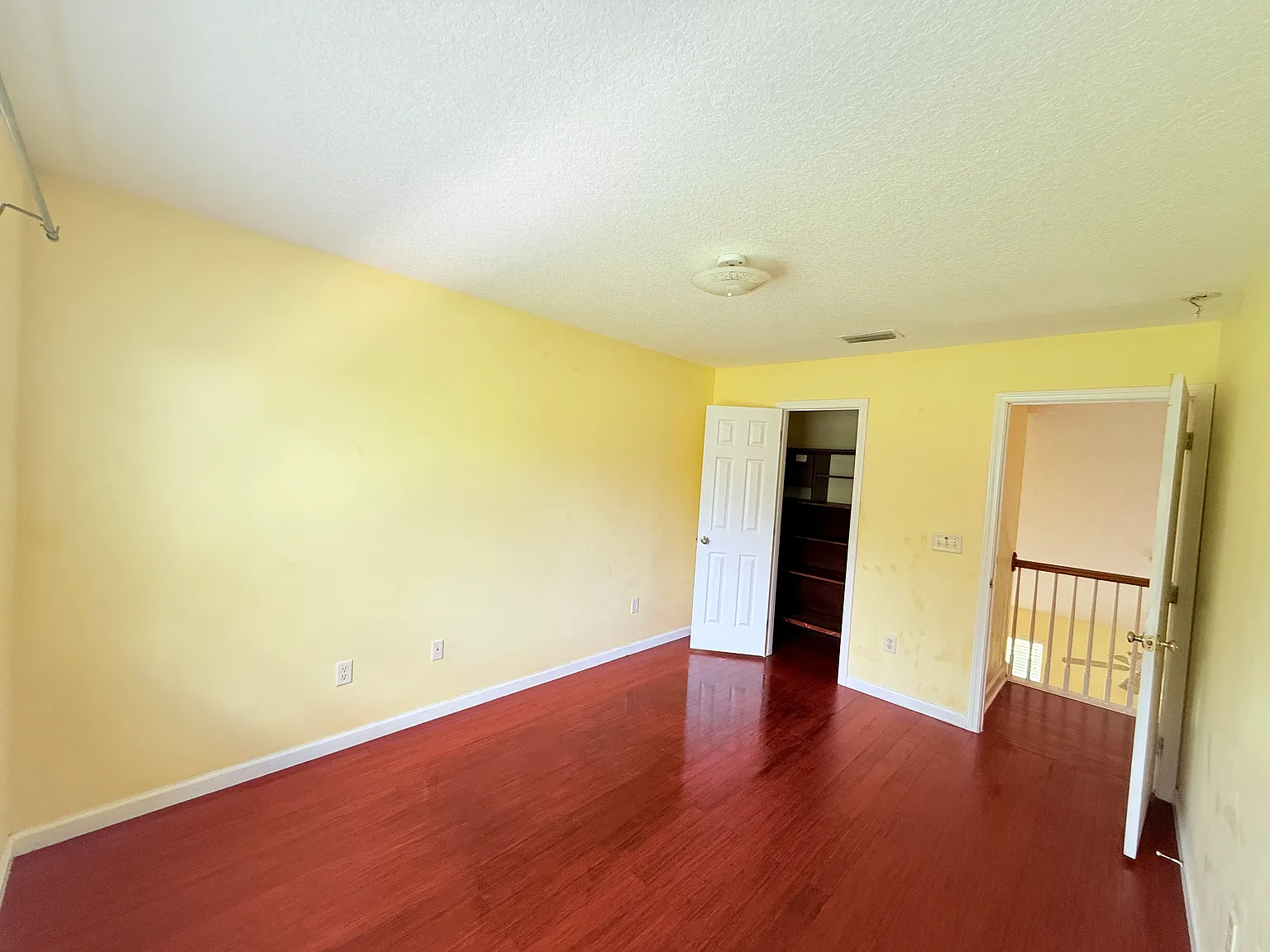 5 bed, 2416 sqft, $2,700 — Photo 4