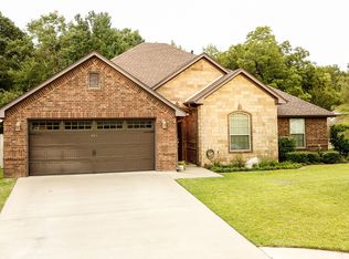 309 Rita Dr, Lindale, TX 75771