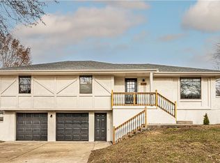 2909 SW Moore St, Blue Springs, MO 64015