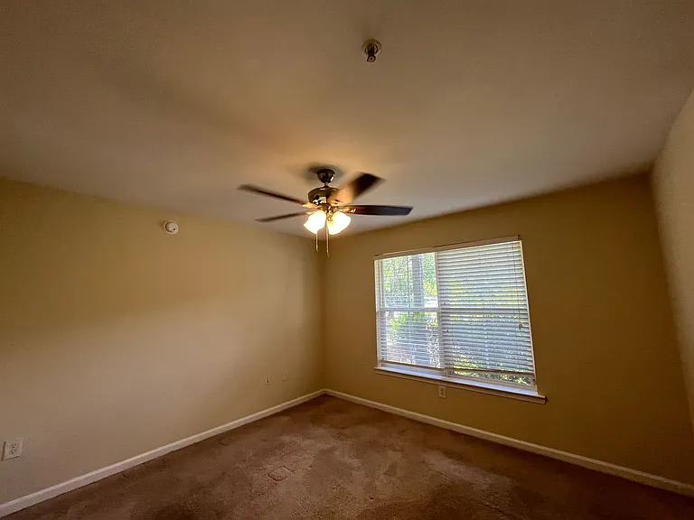 1121 Tree Top Way #1414 — Photo 33