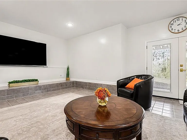 241 Nacoochee Dr — Photo 33