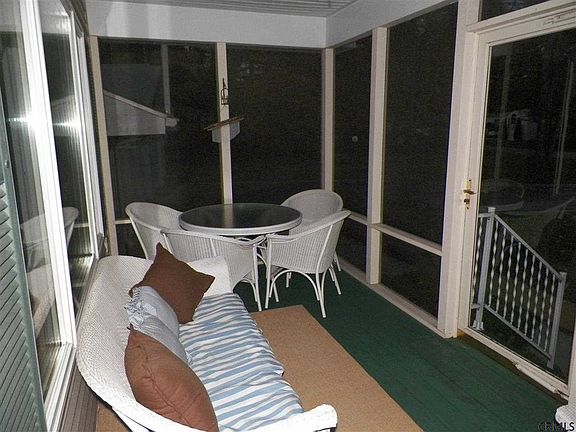 2nd image of 30 Hammond Ln