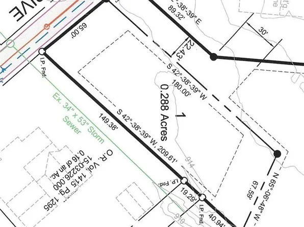 Winkler Dr, Dover, OH 44622