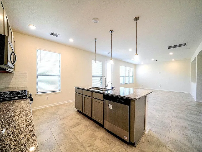 20811 Sheffield Park Dr — Photo 11