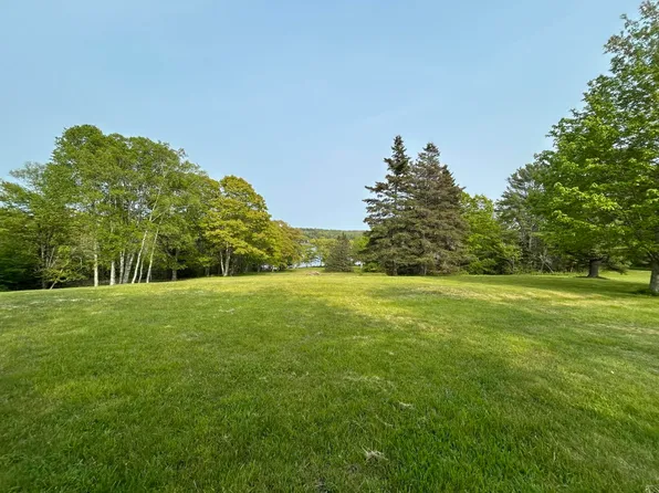 254 Pemaquid Harbor Road, Bristol, ME 04558
