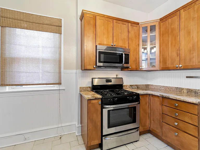509 W 8th Ave — Photo 7