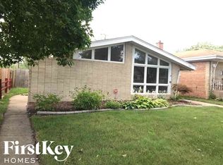 688 E 154th St, Dolton, IL 60419
