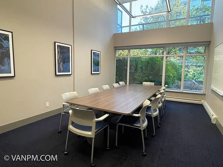 1708 Columbia St #804 — Photo 17