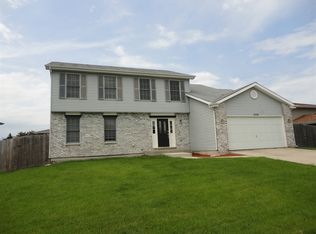 2226 Manico Dr, Crest Hill, IL 60403