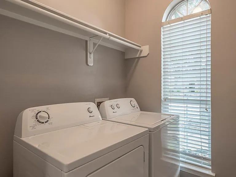 21902 Silverfield Park Ln — Photo 9