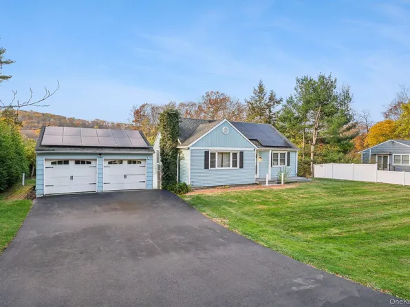 15 S Beechwood Road, Bedford Hills, NY 10507