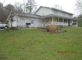 85 Grandview Ests, Clendenin, WV 25045