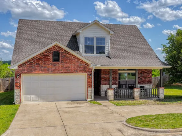 604 Holiday Hills Dr, Mineral Wells, TX 76067