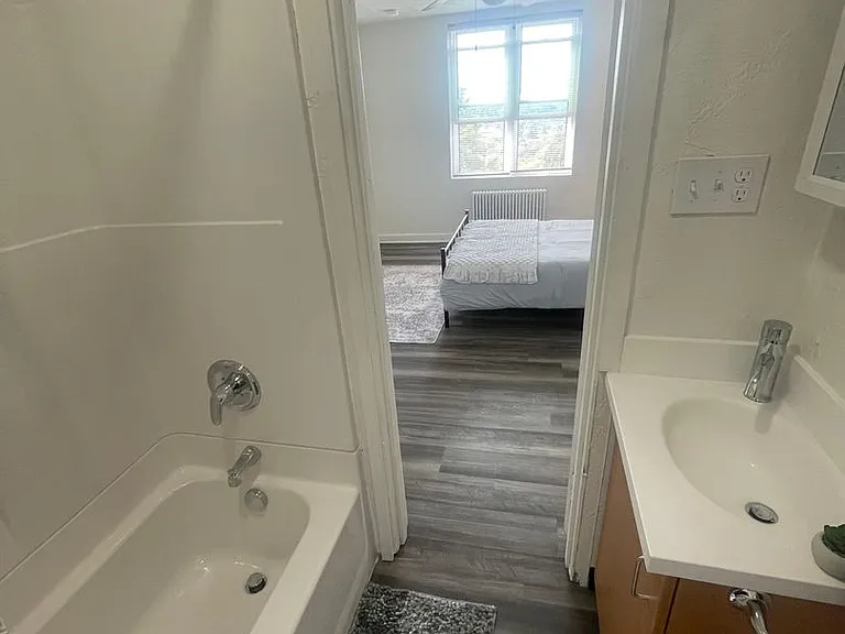 3310 Brownsville Rd — Photo 24
