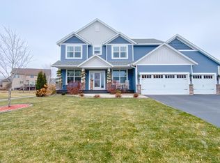 9635 Dunes Ln, Cottage Grove, MN 55016