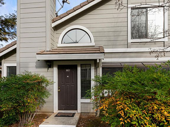 3rd image of 2571 Yerba Bank Ct