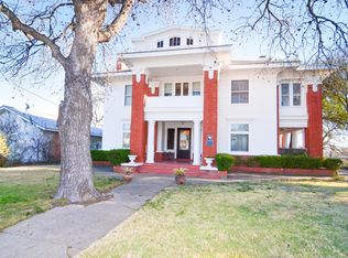 194 E Long St, Stephenville, TX 76401