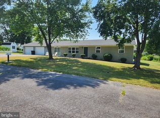 215 Knoll Dr, Martinsburg, WV