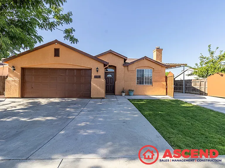 1810 Martinho Ave — Photo 1