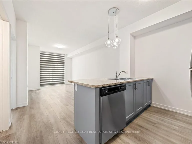 460 Dundas St E #230 — Photo 6