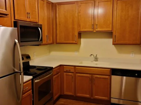 215 N 6th St #2, Emmaus, PA 18049